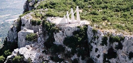 Zalongo Monument