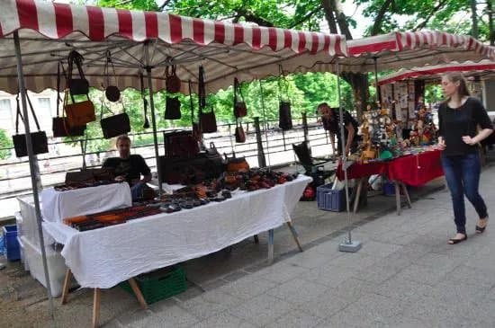 Berliner Kunstmarkt an der Museumsinsel