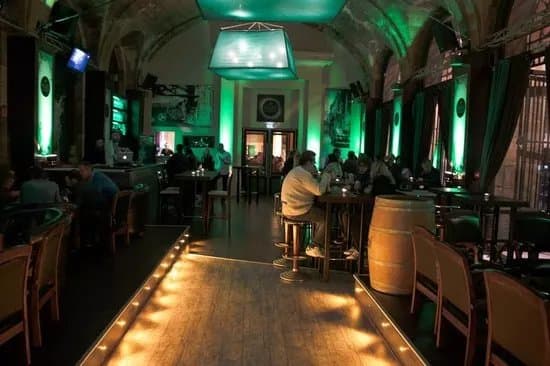 Mojito bar cocktails