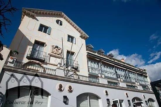 Cocheras del Rey