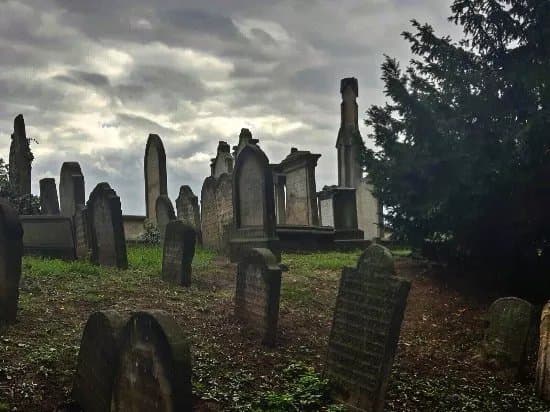 Old Jewish Cemetery