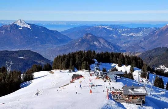 Station de Ski les Carroz
