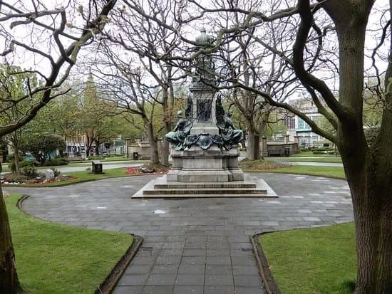 St.John's Gardens