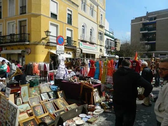 Mercadillo Historico El Jueves
