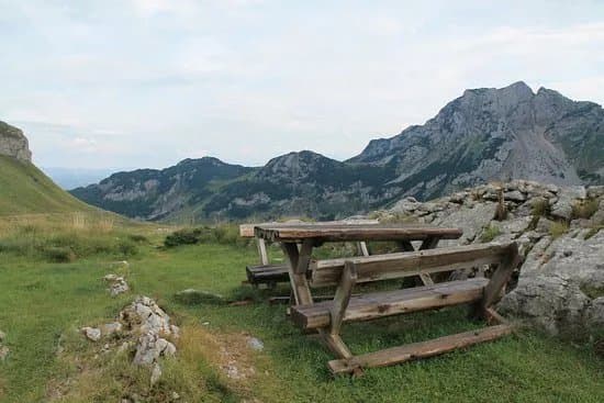 Valovito Lake