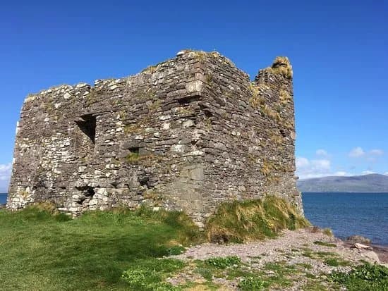 McCarthy Mor Tower House - Ballinskellig Castle