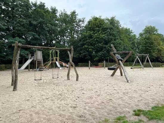 Kasteelpark Opitter
