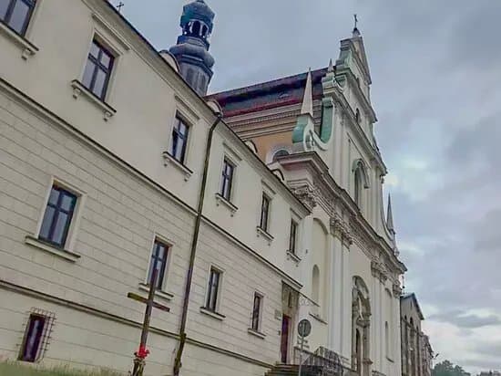 KoSciol i Klasztor Karmelitow bosych w PrzemySlu