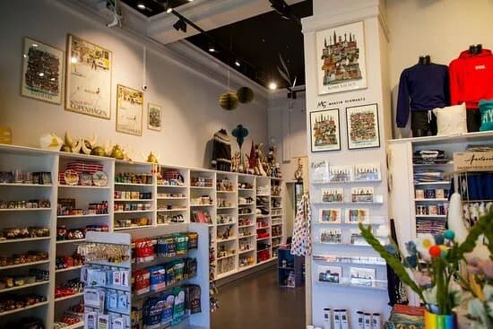 Welcome Giftshop & Souvenirs