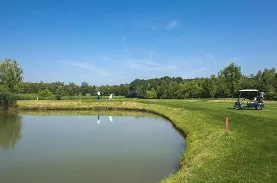 Old Lake Golf Club