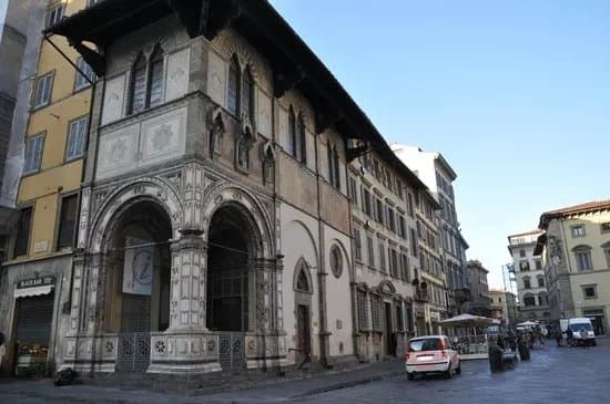 Loggia del Bigallo - Museo del Bigallo