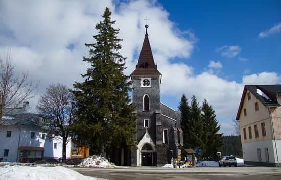 Kostel Svateho Stepana (St. Stephan Church)