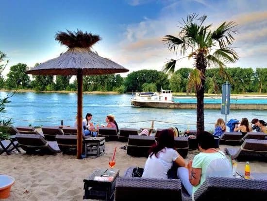 Strandbar443