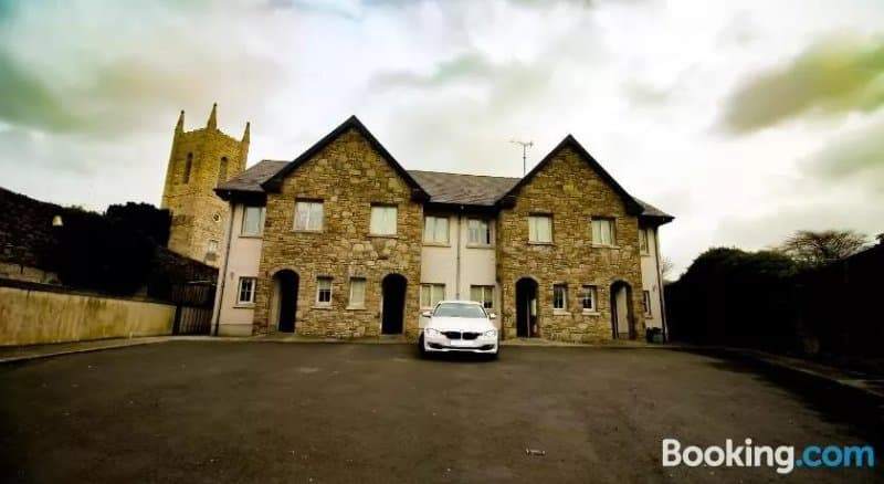 WilliamsCourt Townhouses