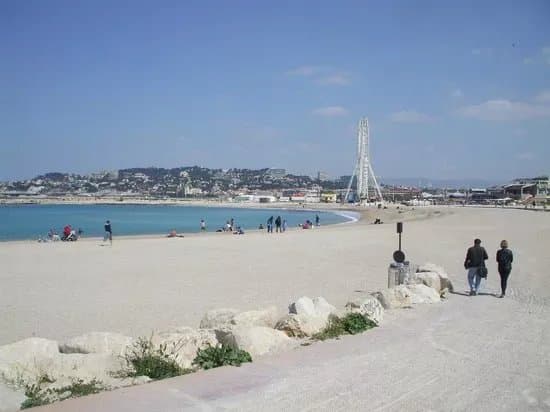 Plage de la Pointe Rouge