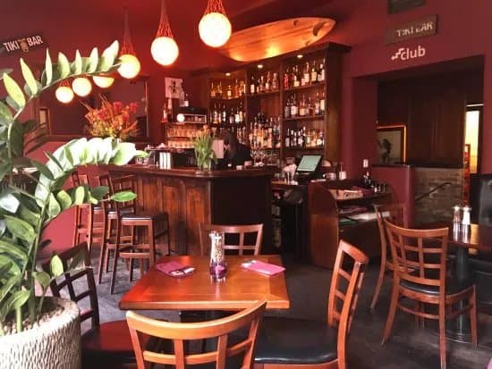 Aloha Cocktail Bar & Music Club