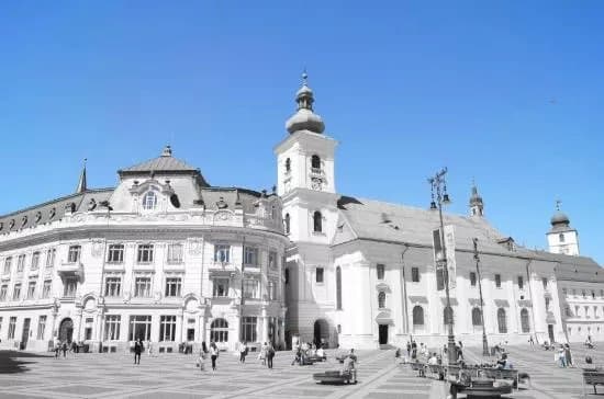 Big Square (Piata Mare)