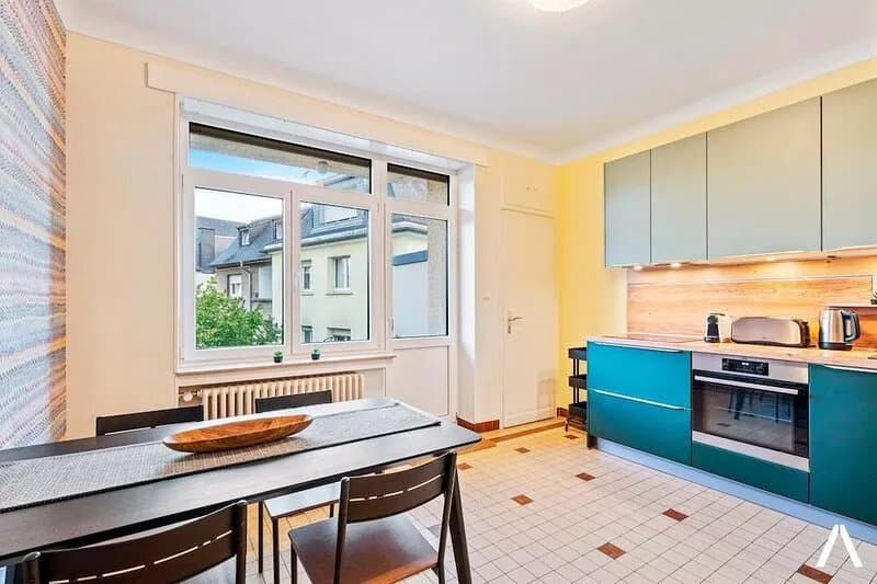 Charming 1BR Apt w/ Pvt Balcony & Free Parking