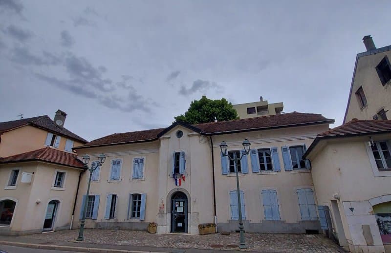 Maison Du Pays De Voltaire