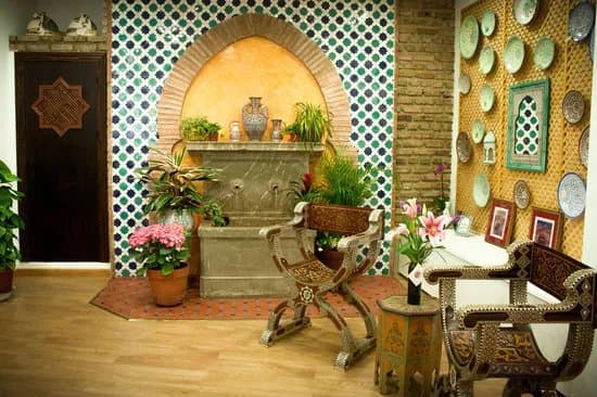 Munira Leather