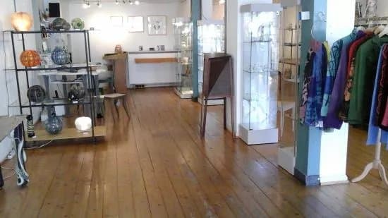 Gallery Zone