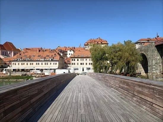 Splavarska brv