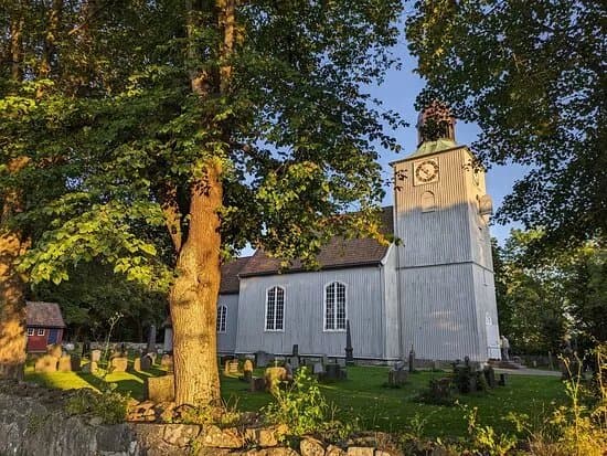 Vallo Church