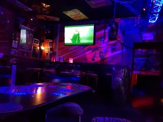 Rock Cafe, Halford