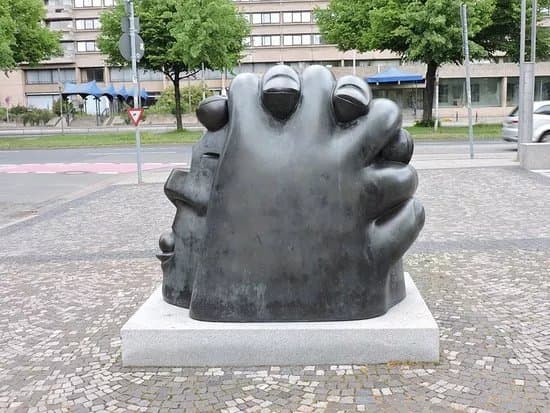 Grosser Verletzter Kopf