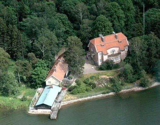 Urho Kekkonen Museum Tamminiemi