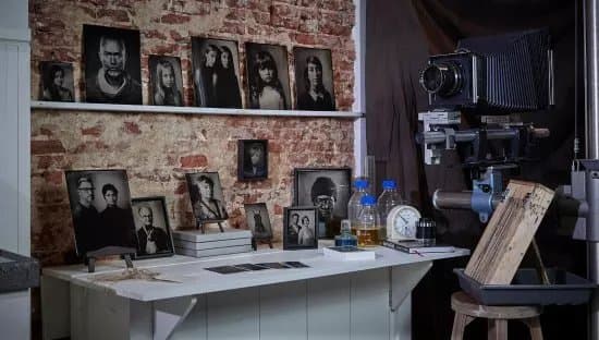 Silver Portrait Store Amsterdam