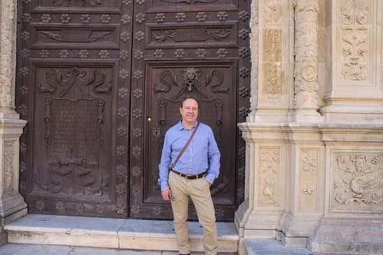 Tours in Sevilla, Don Carlos