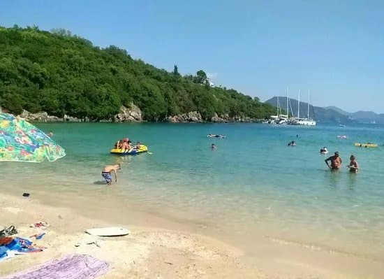 Zavia Beach
