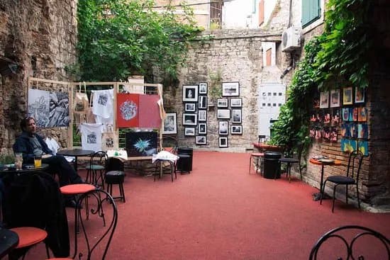 Split Nomad Gallery
