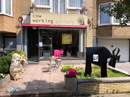 Cow Working Gallery