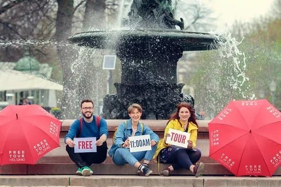 Free Walking Tours Helsinki