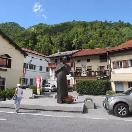Statue of Simon Gregorcic