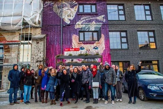 Street Art Tours In Tallinn With Pseudo Tours