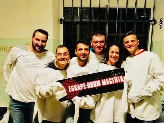 Escape Room Magenta