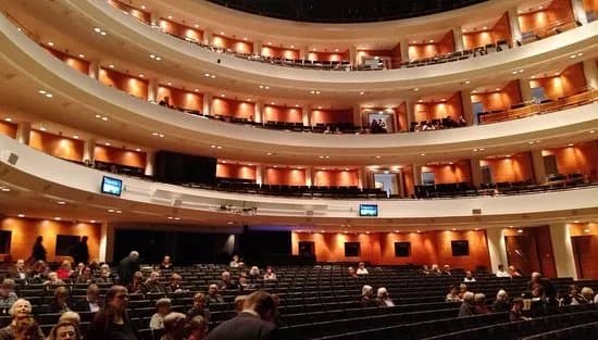Finnish National Opera (Suomen Kansallisooppera)