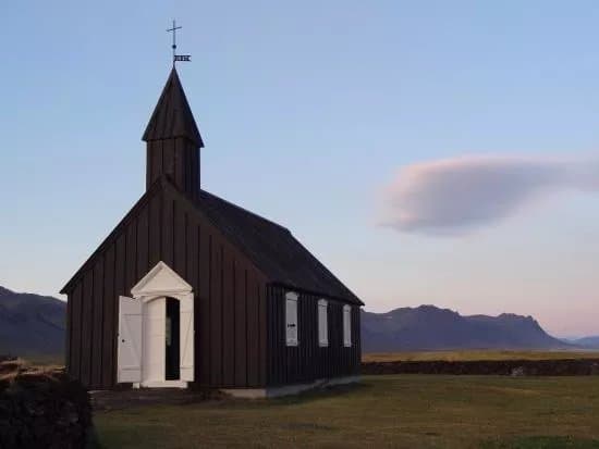 Budakirkja
