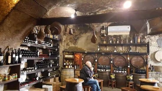 La Vieille Cave