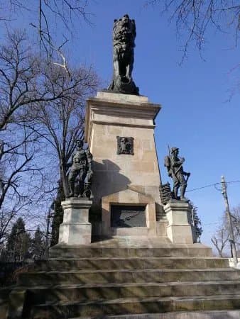Monumentul Eroilor Genisti