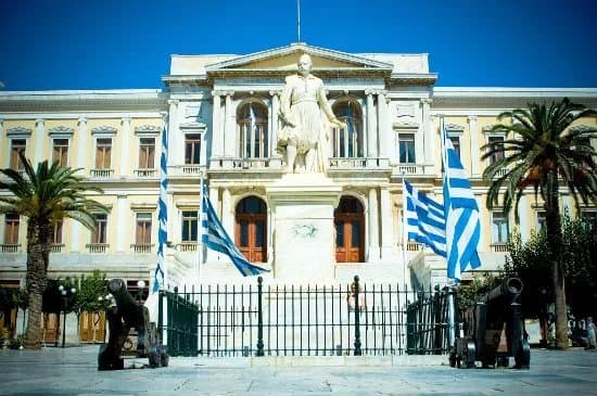 Dimotiko Theatro Apollon