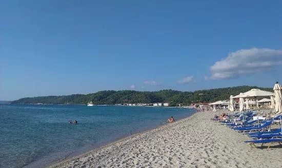 Fourka Beach