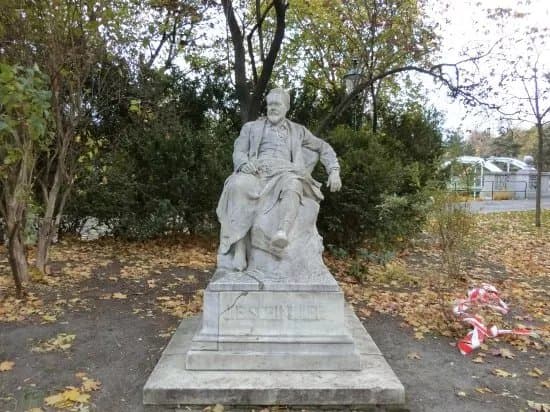 Emil Jakob Schindler Statue