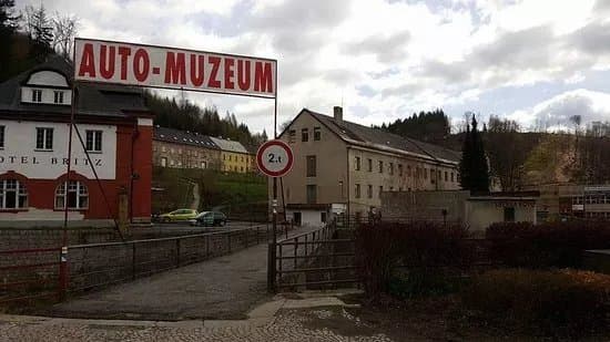 Muzeum socialistickych vozu