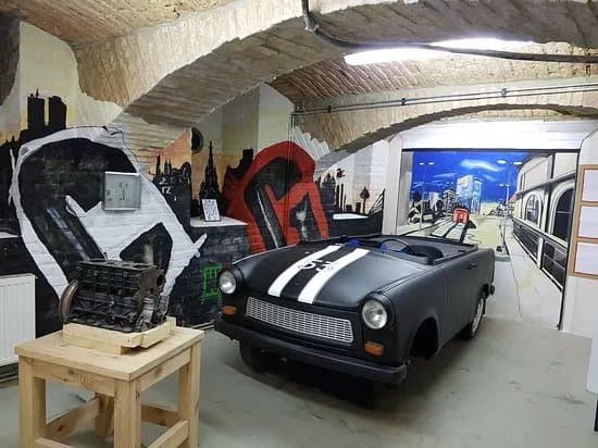 Crazy Garage