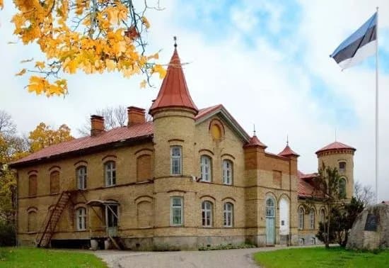 Lasila Manor