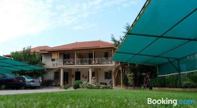 Anna Apartments